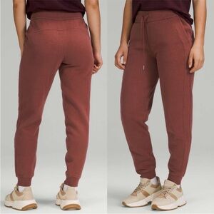 Lululemon Scuba High‎ Rise In Smoky Red Size 2